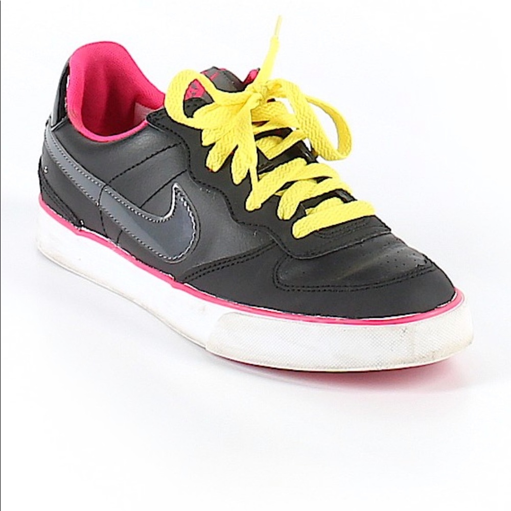 2/$50 Nike sneakers women’s size 6.5